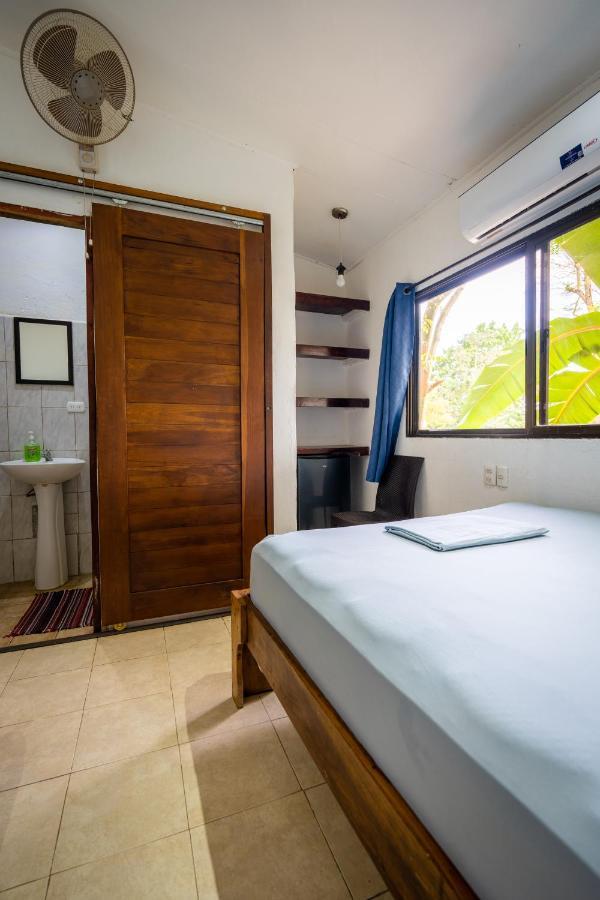 Pura Vida Mini Hostel Santa Teresa Playa Santa Teresa  ภายนอก รูปภาพ